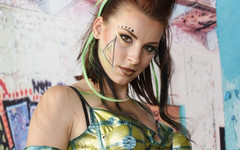 Bravo Models Media: 405 Bruneta Přísná válečná dívka Victoria Daniels