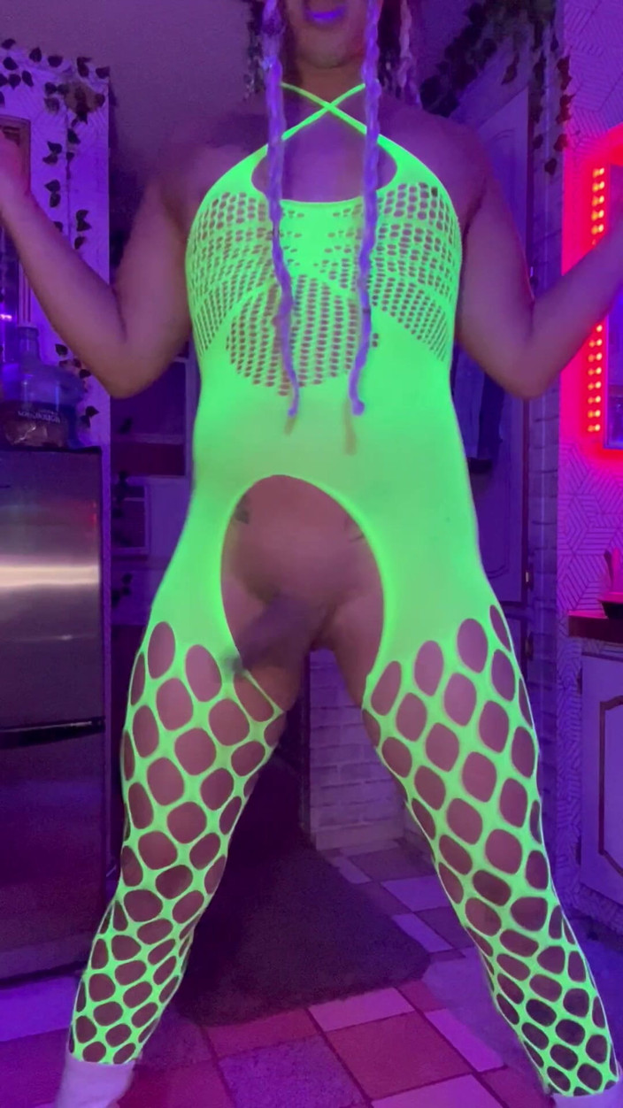 TSJade95: Let's Rave Babycakes