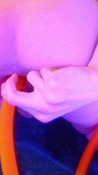 Tubo alienígena de 80 cm / 32 polegadas dentro da minha bunda femboy