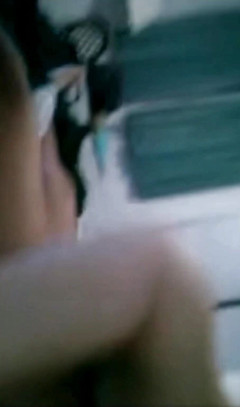 Parcuriosoo: La sorellastra non riesce a dormire senza il cazzo del...