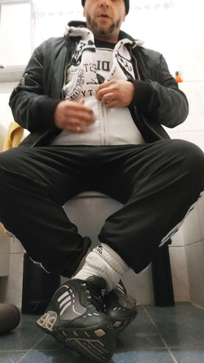 SmokedAlloy2: After the Cinema in Wc. Dirtyjunkbro and Socks