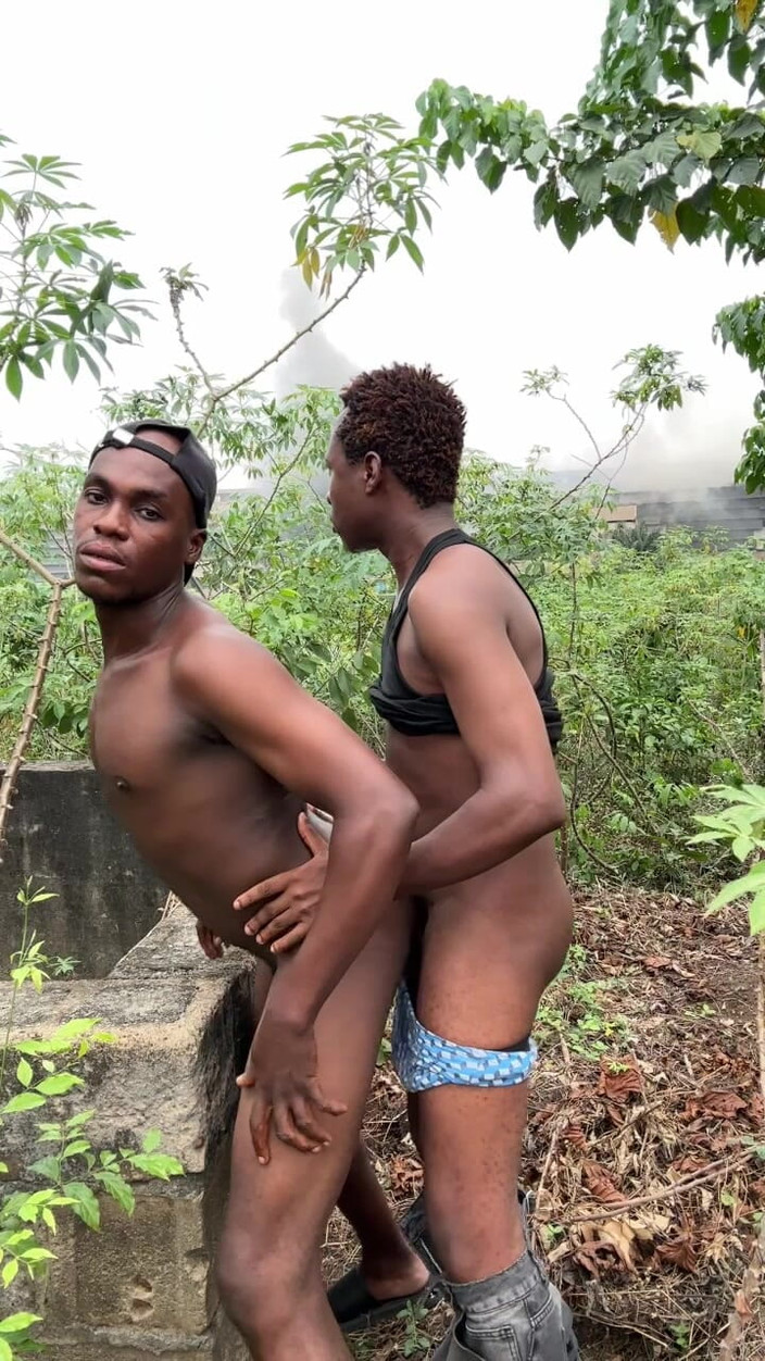 Purplecum: Inside Forest Fuck