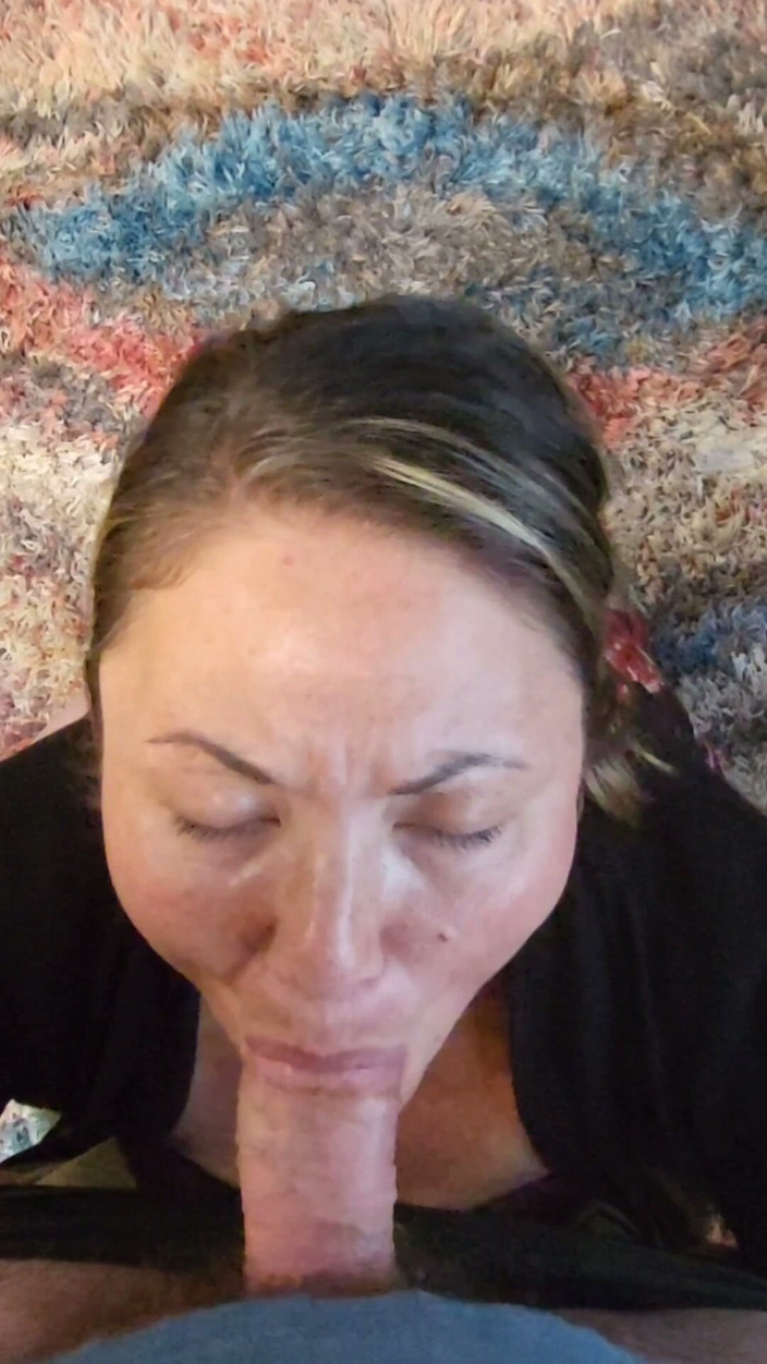Biglefty10: She Orgasms so Many Times Riding Her Dildo and Sucking...