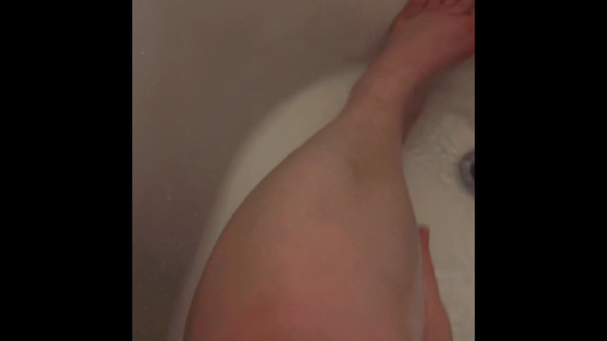 Getting Wet and Shaving (Blu Moon)