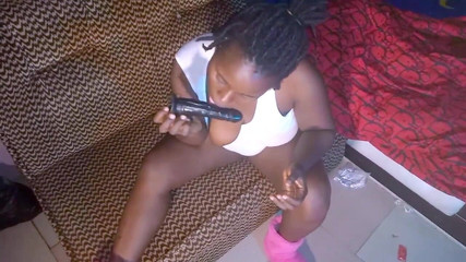 Olosho Lesbians: Rozhovor s Booty Barbie