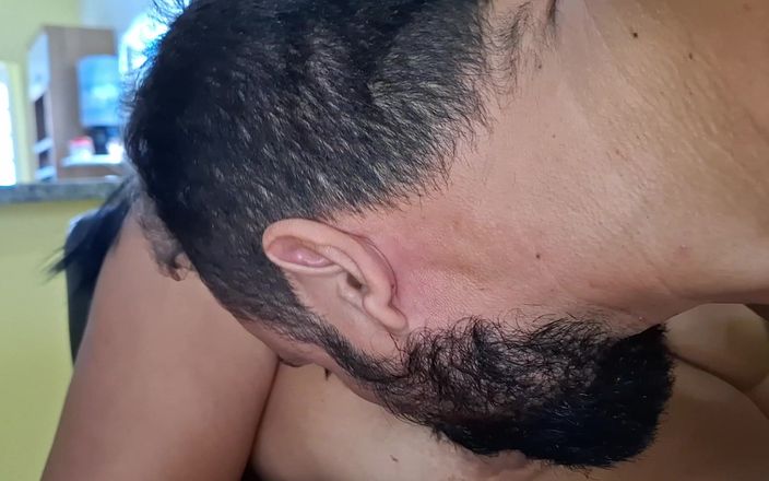 Lukas Zaad: La mora culona ama la sborra nel suo buco del...