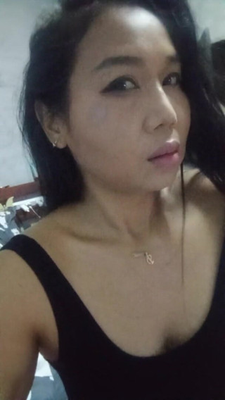 Asian rich model: Yêu một nụ cười
