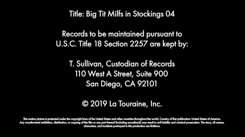 Naughty America: Wielkie cycki MILF w kompilacji pończoch