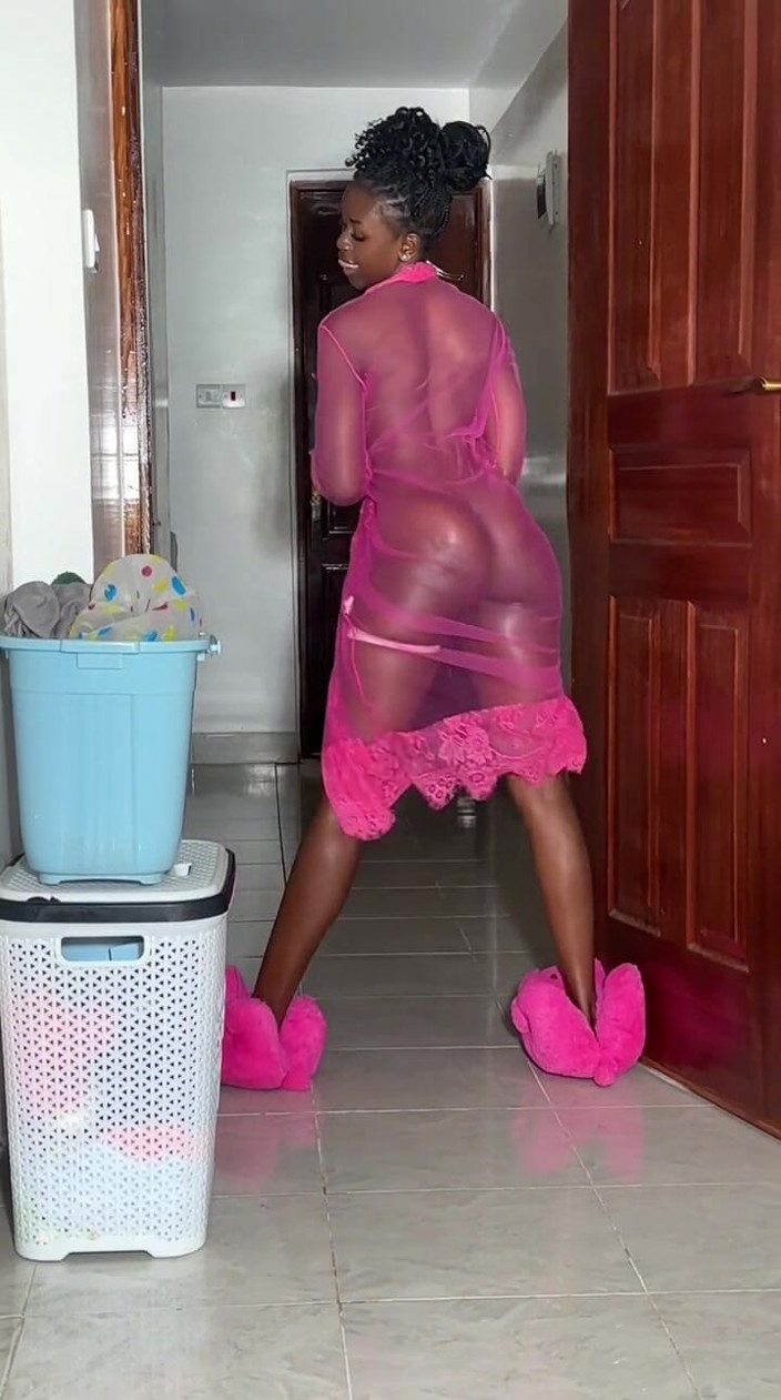 Chickysue: Devote ehefrau, sahnige muschi