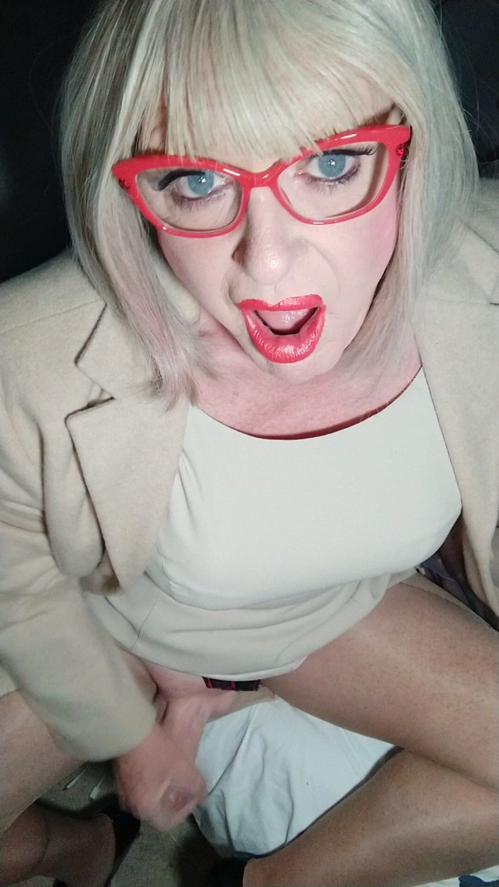 Emma Browne: Piccola segretaria