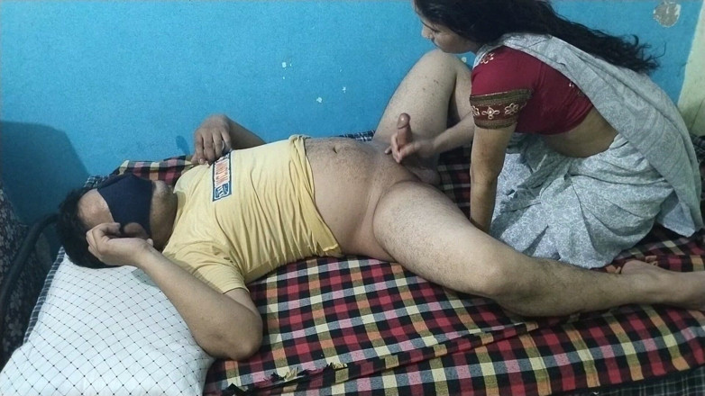 Indian Muslim Couple: Indian Wife Tanish Fatima with Husband Akhil Khan Blowjob Sex