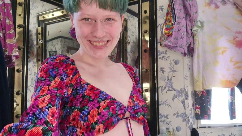 Lori Critter: Chica hippie te folla después de concierto en primer plano