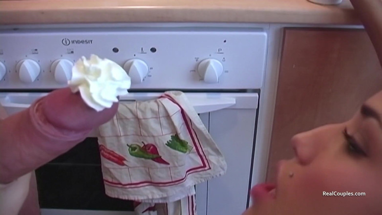 Real couples: Lucie et Cage se font soumettre, vidéo maison
