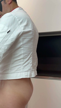 Pornchef S02e07 - Crystal Red in Black - Kitchen Play