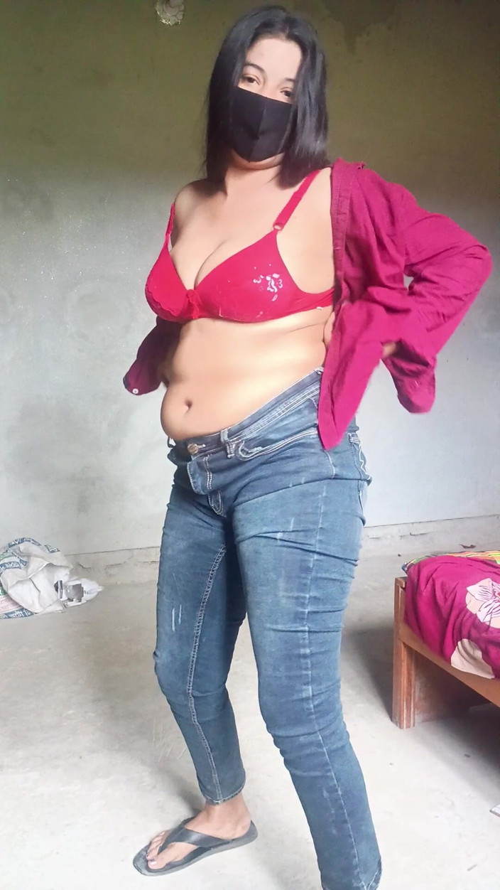 Taniyaxx: Nagrywanie wideo Bangla