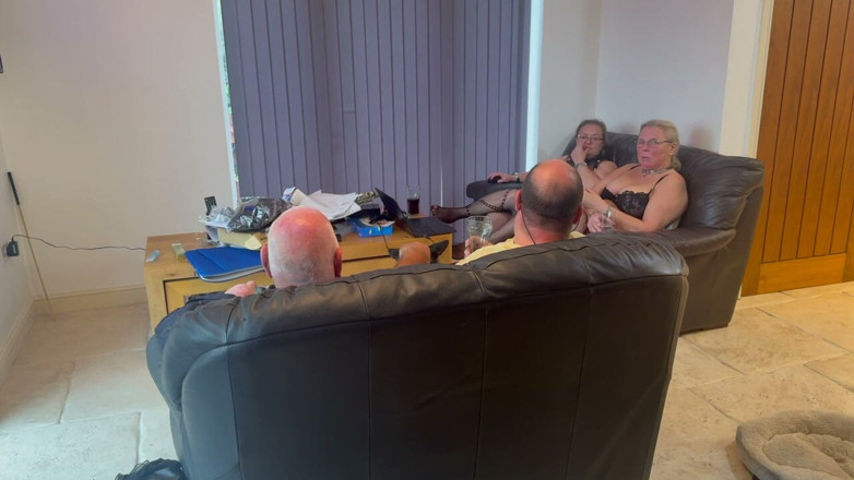 Lanista_Bear: Part 1 -behind the Scenes Chat with Lanista Bear, Domina Satana, Peaches...