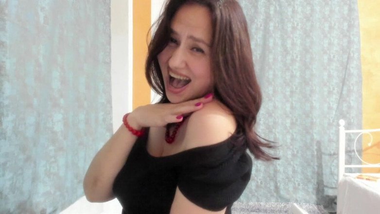 ANGELA_LADY: Striptease Undressing and Showing Oneself Arousing Behavior