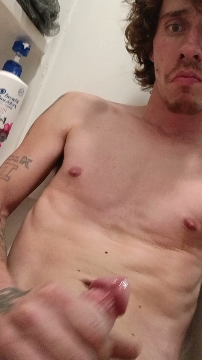 Hairy bc: Crot di bak mandi