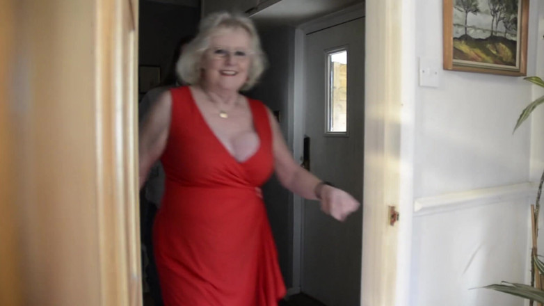 Bambi_beauty1: Bambi Meets Claire