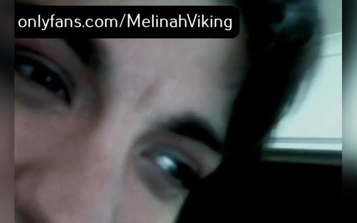 Melinah Viking: Primo piano di camshow
