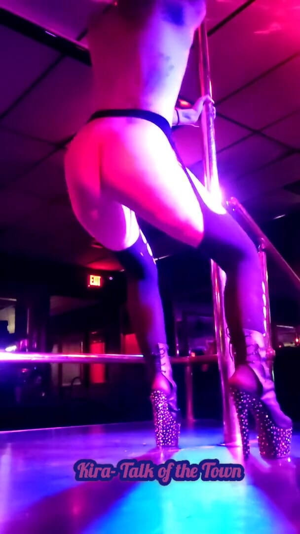 X_Asphxyia_X: Las Vegas stripper totalmente nua no palco