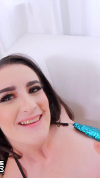 Nympho brunette Lyra Lockhard take my huge cock deep