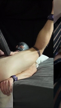 Pegging en POV sur écran partagé - mon point de vue et mon cul rebondit
