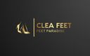 Clea feet: Ich wecke Cléa mit meinem schwanz auf