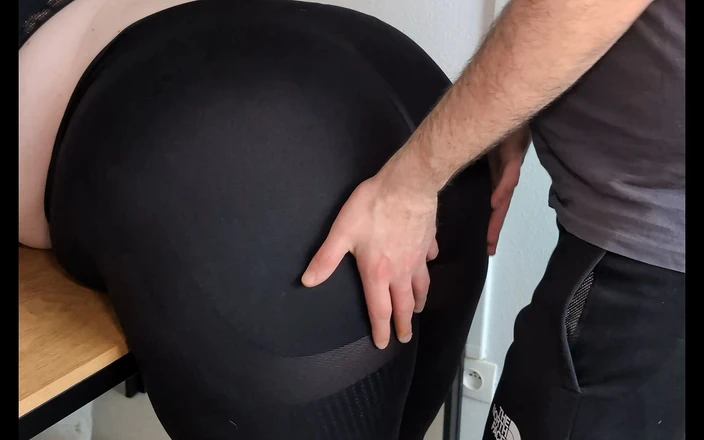 EvStPorno: I Suck My Work Colleague and He Fucks Me in...