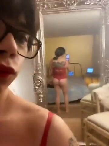 Tgirl Yaritza Vega: Pergi, pergi