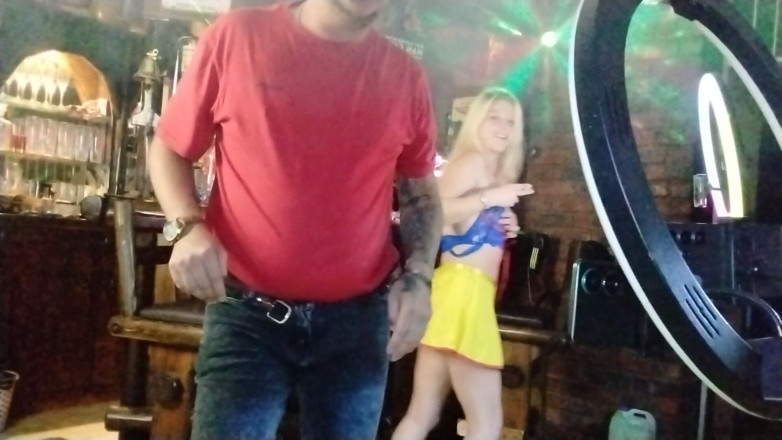 Bigjoefuckalott: Lelaki Tua Yang Meminati Dan Blonde Miang