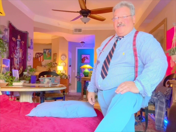 Hand-Free-Daddy-Chub: सबसे मोटा मशरूम वाला बूढ़ा आदमी