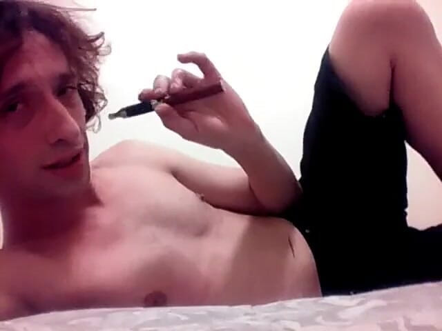 LilTaste: Vaping Topless Transgirl with Message to Unsure/questioning Lgbtqia+ People