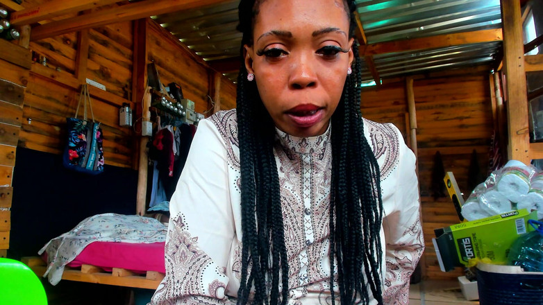 AnalEbony: Ролевая игра шаловливой Queen