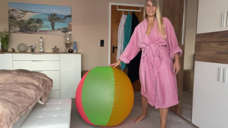 SweetSusi: Der Strand Ballon Dirtytalk