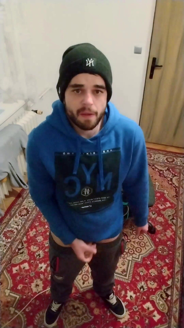 jerkofflover: Cumshot in My Room in the Palm of My Hand...