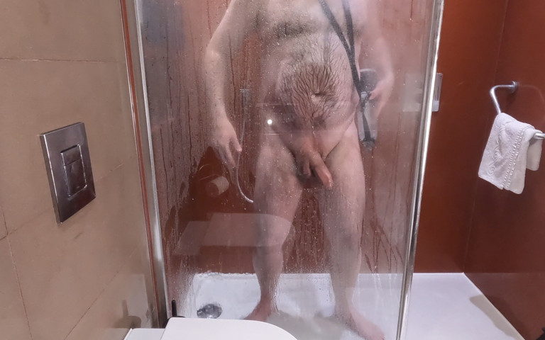 Twenty Minutes of Wet Hairy Bear Cock Pumping (The Perfect Cock)