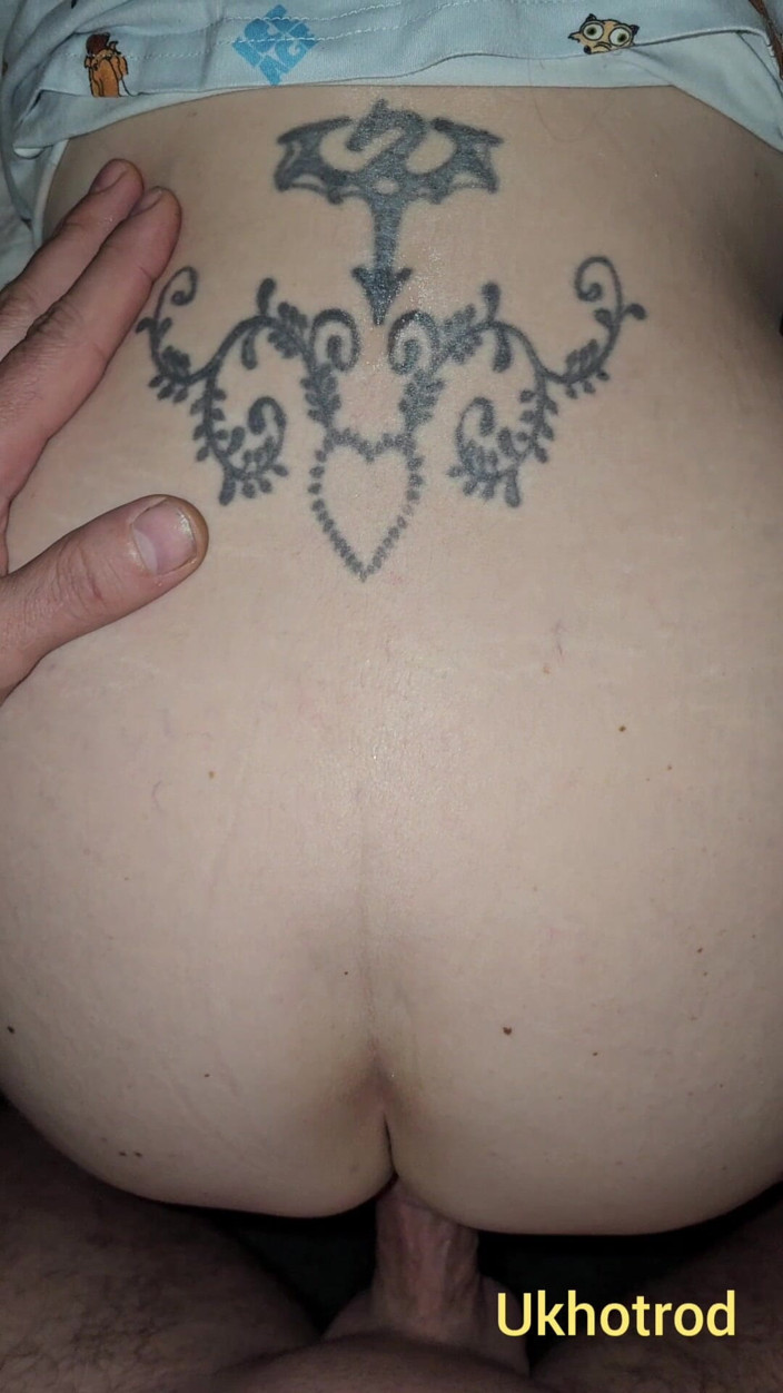 UK Hotrod: Doggy Style Creampie Fuck