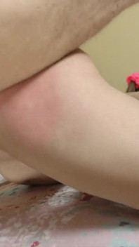 Melody Marks Little Cutie melancap ke tempat saya, saya boleh mengongkek pepek kecil yang ketat itu dan menjolok pantat kecilnya yang ketat