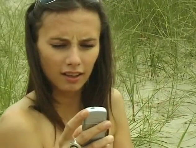 Flash Model Amateurs: Small titted teen gets naked outdoors