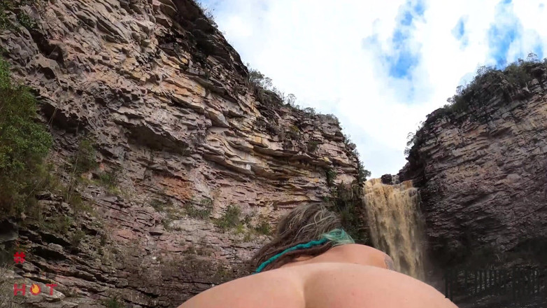 Alemao Hub: Wild Forest Fuck with Hot Babe
