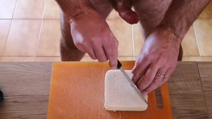 Cicci77: Cicci77 prepares sandwiches with sperm for his friends !!