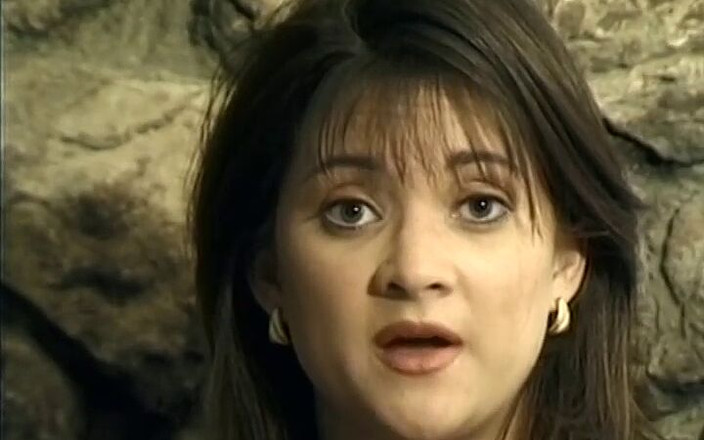 Tabu Film: Taboo Movie Classic: Di Luar Kendali