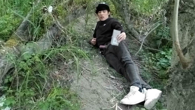Jon Arteen: Cute Jon Arteen Gay Twink Jerks off Outdoors, Dry-humps the...