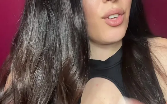 Young_strawberry: Tease You with My Big Boobs I Want to Seduce...
