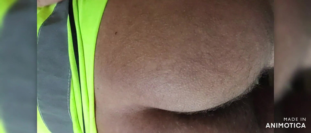 Stink HairyMale: Tắm nước tiểu 1