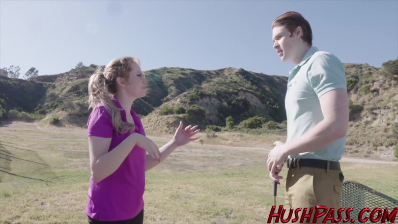 Hush Hush Entertainment: Golfpro Sable Jones houdt van lange, harde hits met grote...