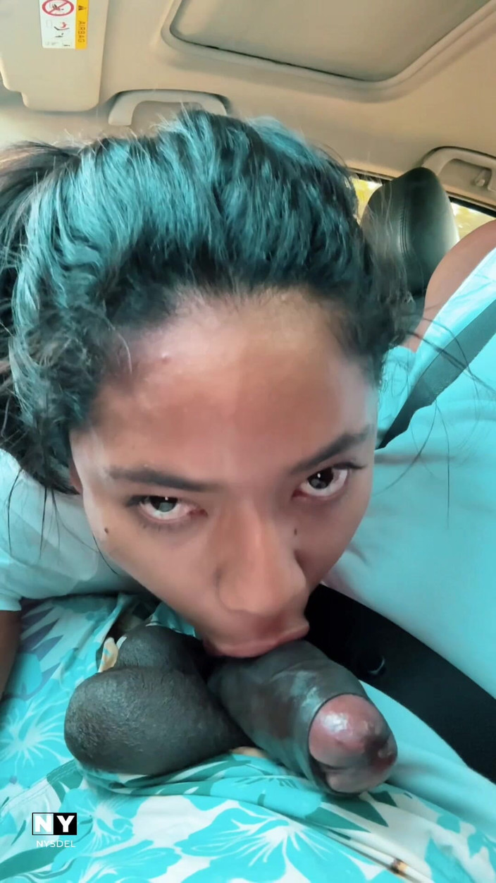 Nysdel: Biz arkadaşlarla tanışırken oral seks