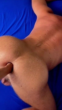 Doublefist a Bubble Butt
