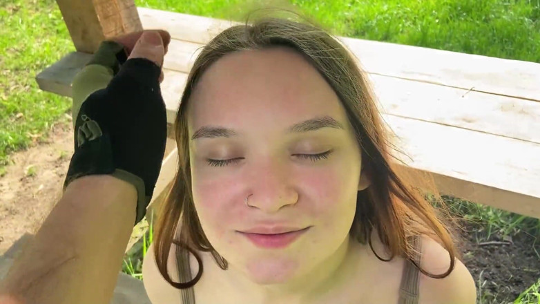 Julia Say No: Ik ontmoette een mooi meisje op een datingsite. Ze gaf...